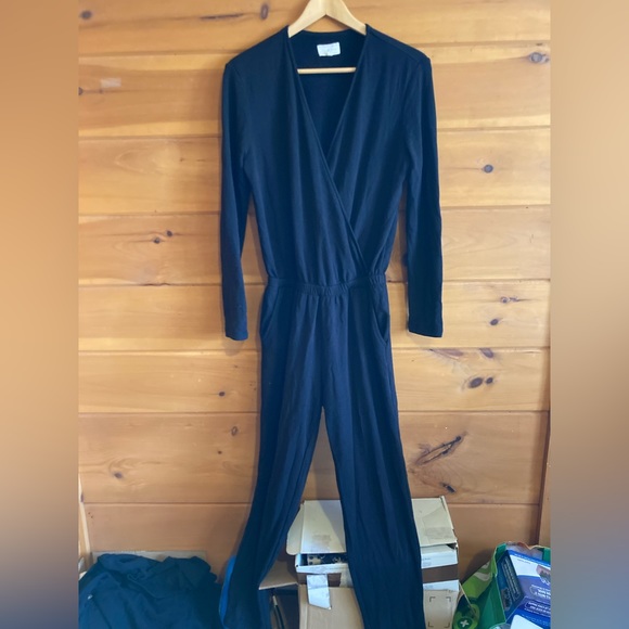Lou & Grey Black jumpsuit, SIZE XS. Cozy, soft material EUC - Picture 4 of 6